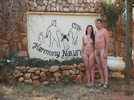 Нудизм эксгибиционизм