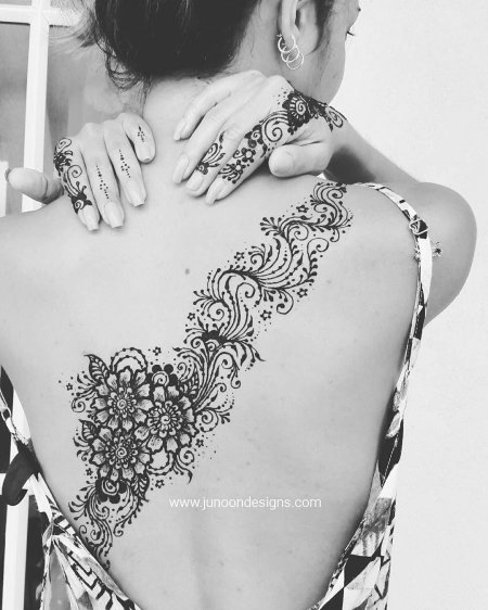 Мехенди на спине