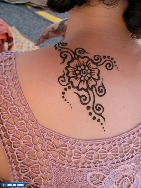 Рисунки хной на спине