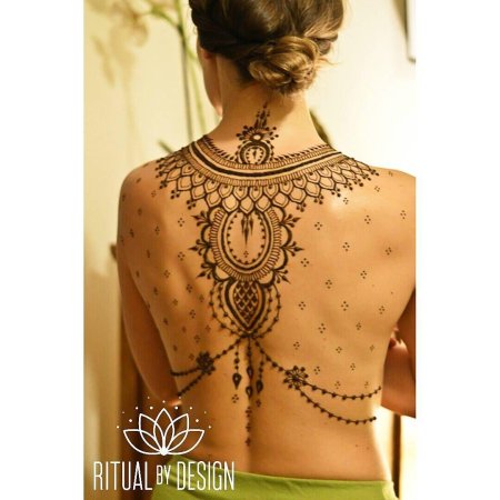 Мехенди на спине