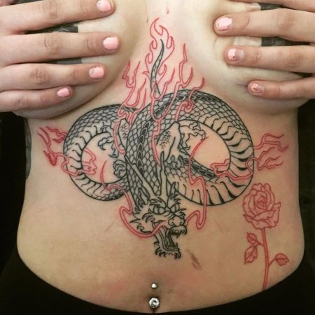 Тату красный дракон