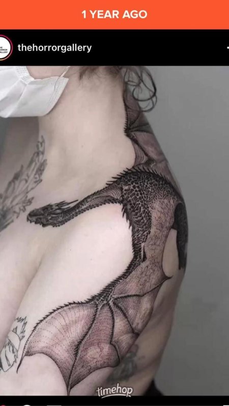 Тату дракон