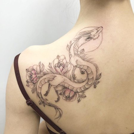 Тату дракона на плече женские