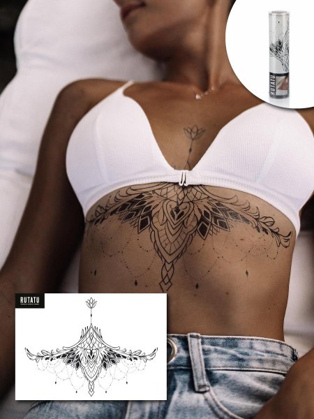 Тату под грудью женские