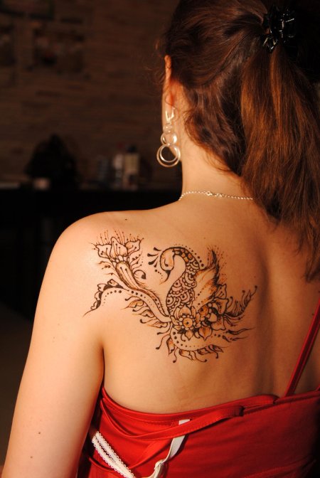 Рисунки хной на теле