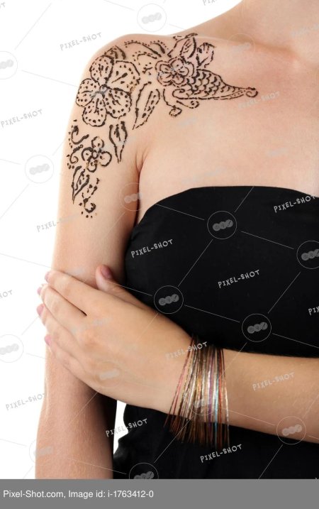 Рисунок хной на плече женские