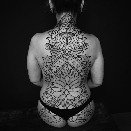 Тату в стиле орнаментал