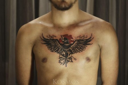 Мужские тату на груди