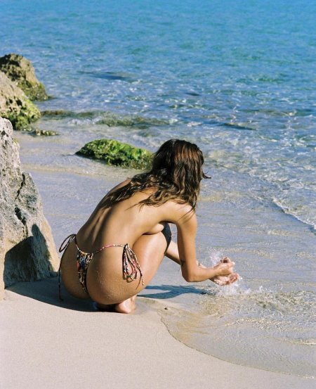 Девушки пляж