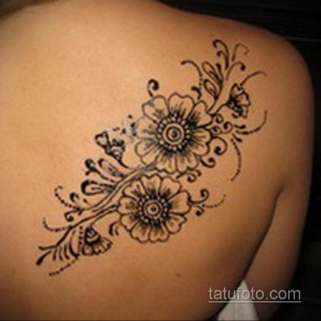 Узоры хной на теле