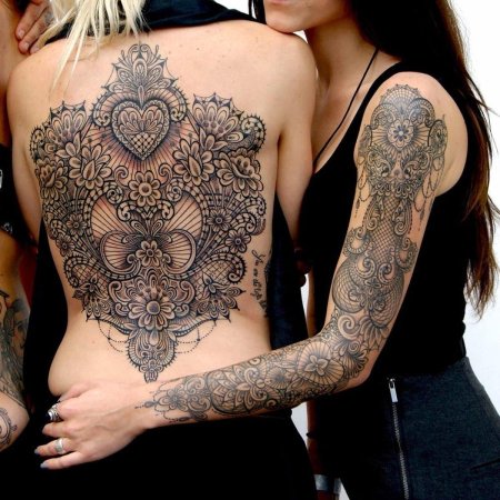 Женская татуировка