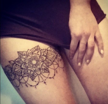 Тату мандала для девушек