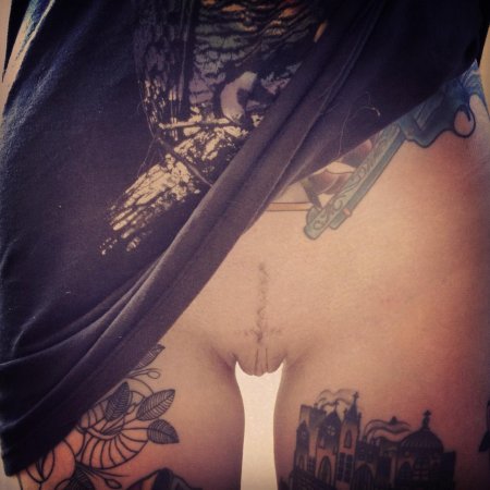 Тату девушек