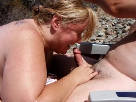 Отсосала на берегу моря