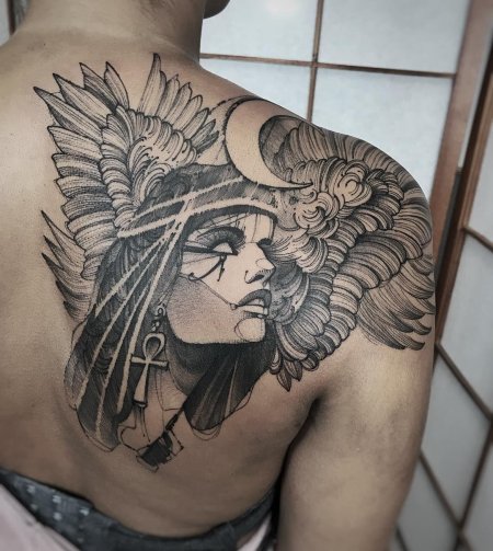 Исида богиня египта тату