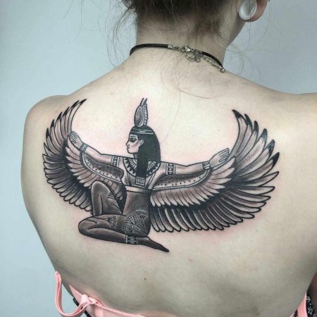 Богиня исида тату