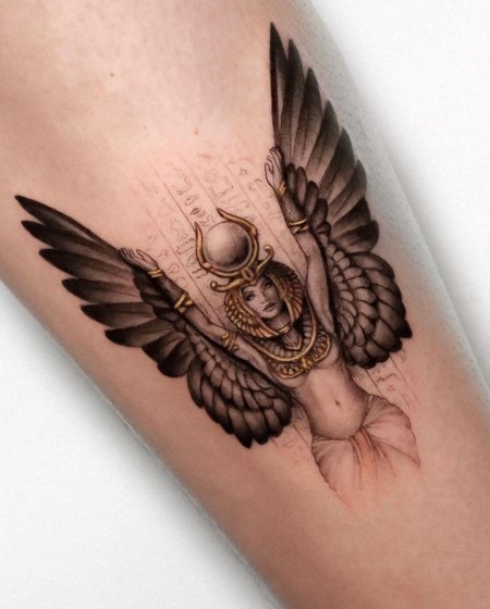 Богиня исида тату