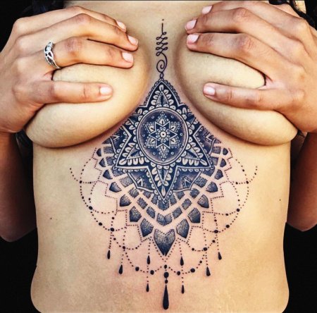 Тату мандала для девушек