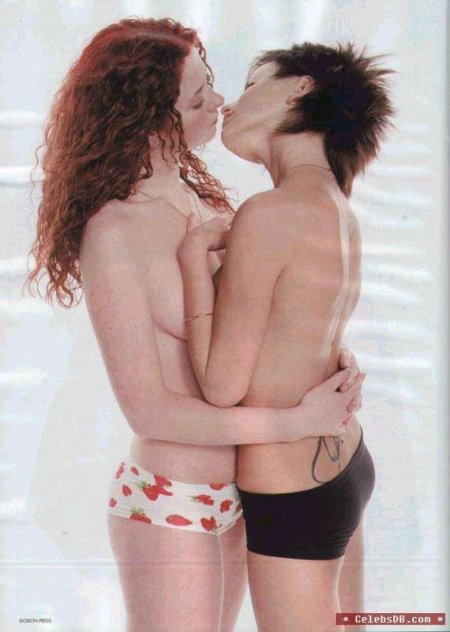 Группа тату голая