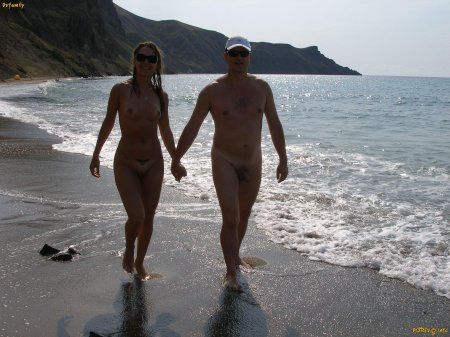 Семейные пары голышом