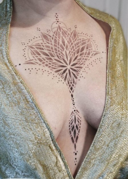 Женская татуировка