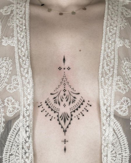 Женская татуировка