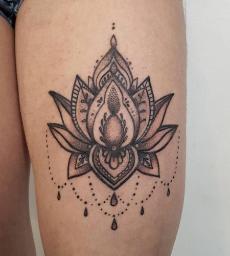 Тату лотос