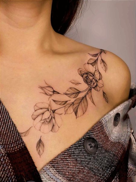 Тату на плече для девушек