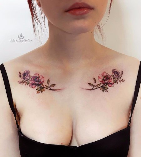 Тату цветок на ключице