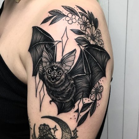 Летучая мышь тату