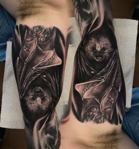 Тату летучая мышь