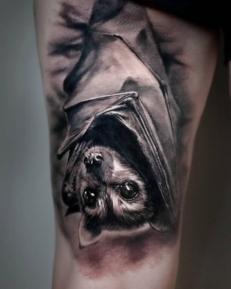 Летучая мышь тату