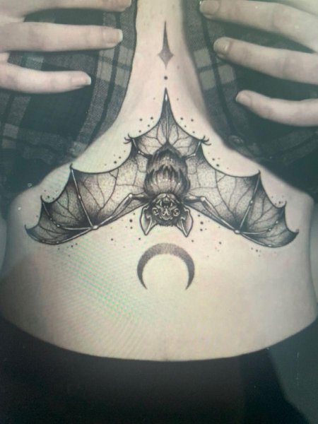 Летучая мышь тату