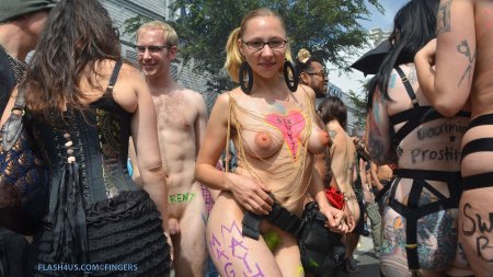 Голые зрелые на фэнтези фест