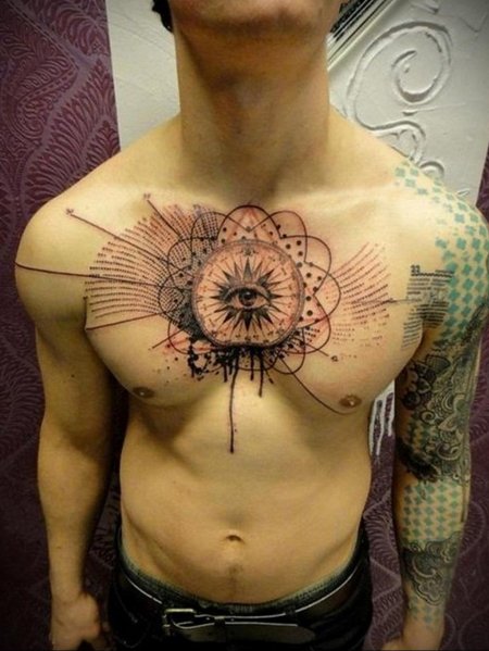 Тату на груди