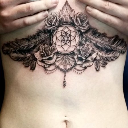 Тату под грудью ловец снов
