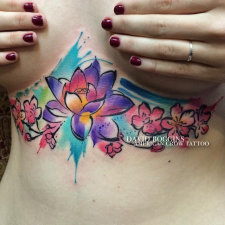 Цветные татуировки для девушек