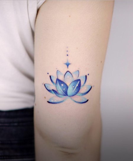 Цветок лотоса тату