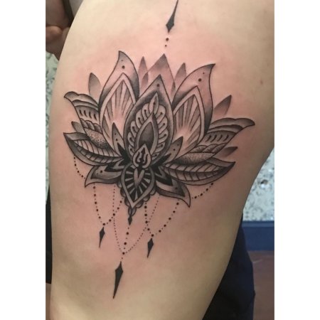 Випшейдинг тату лотос