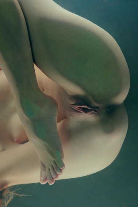 X art анжелика ню под водой