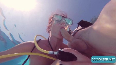 Секс под водой