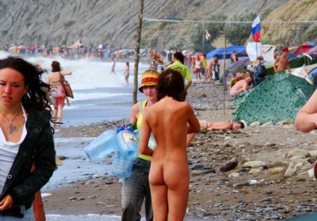 Нудик коктебель лисья бухта