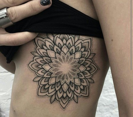 Тату мандала
