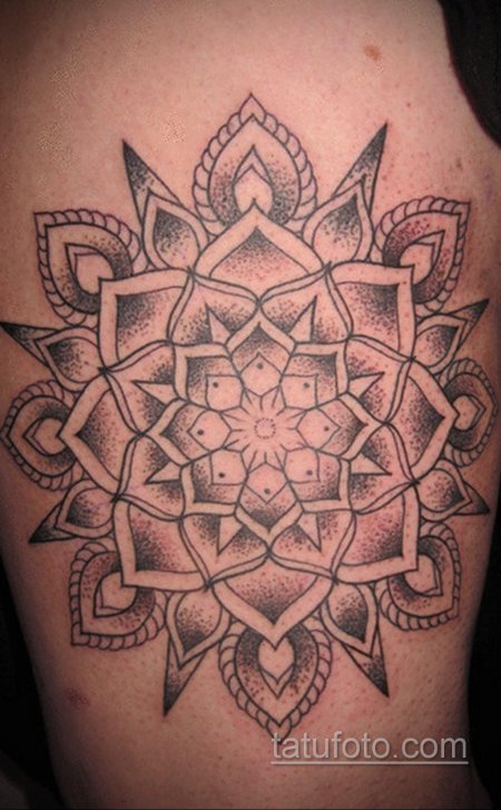 Тату мандала