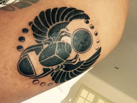 Тату жук скарабей значение