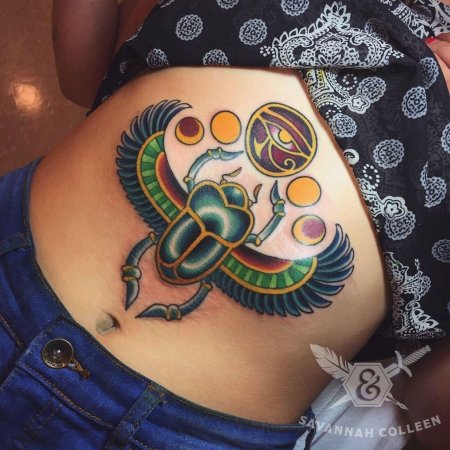 Египетский жук скарабей тату