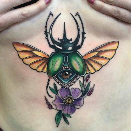 Египетский жук скарабей тату