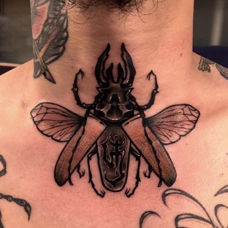 Татуировка жук скарабей