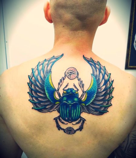 Египетский жук скарабей тату