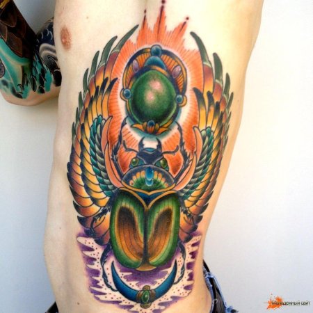 Египетский жук скарабей тату